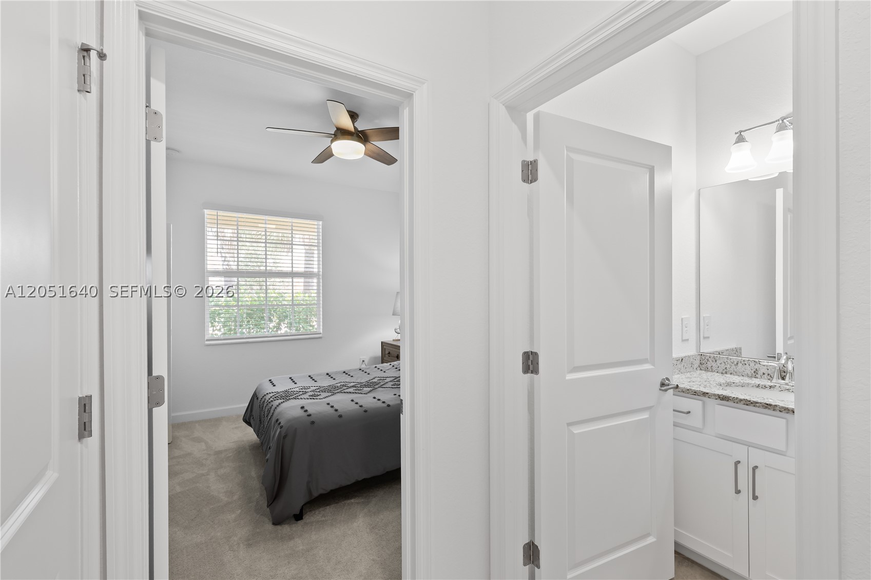 COUNTRY CLUB - Residential