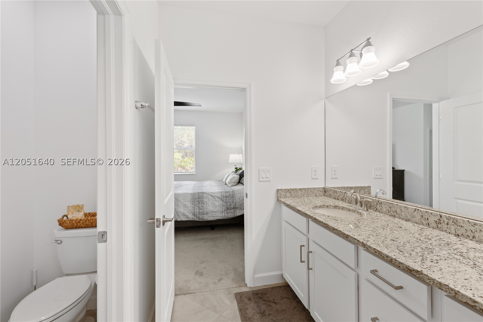 COUNTRY CLUB - Residential