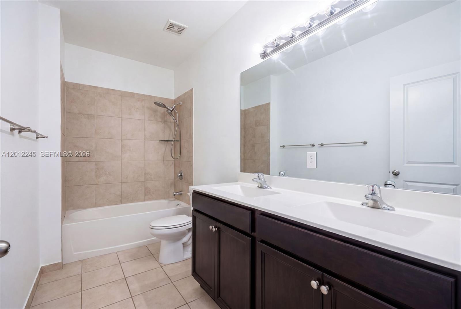 KINGMAN COMMONS - Residential