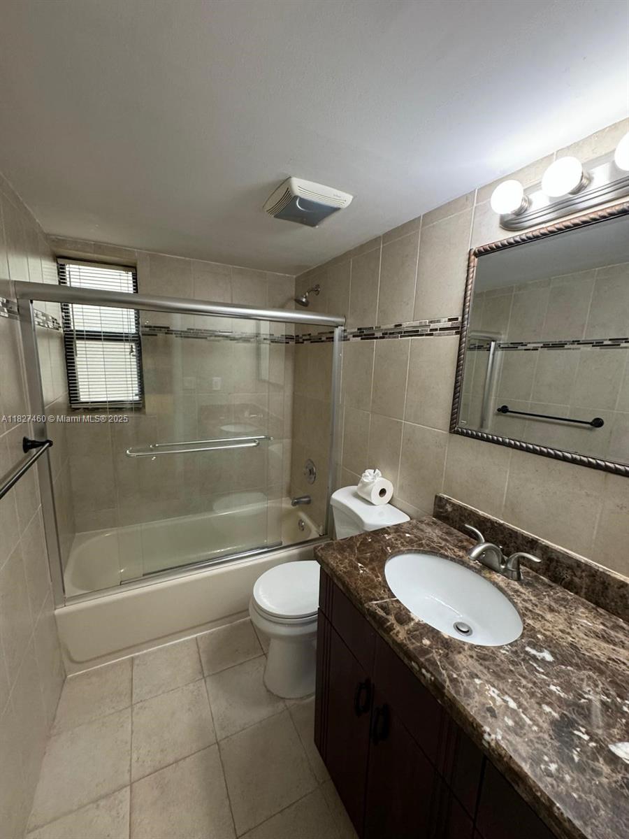 VILLA DORADA CONDO NO 2 - Residential
