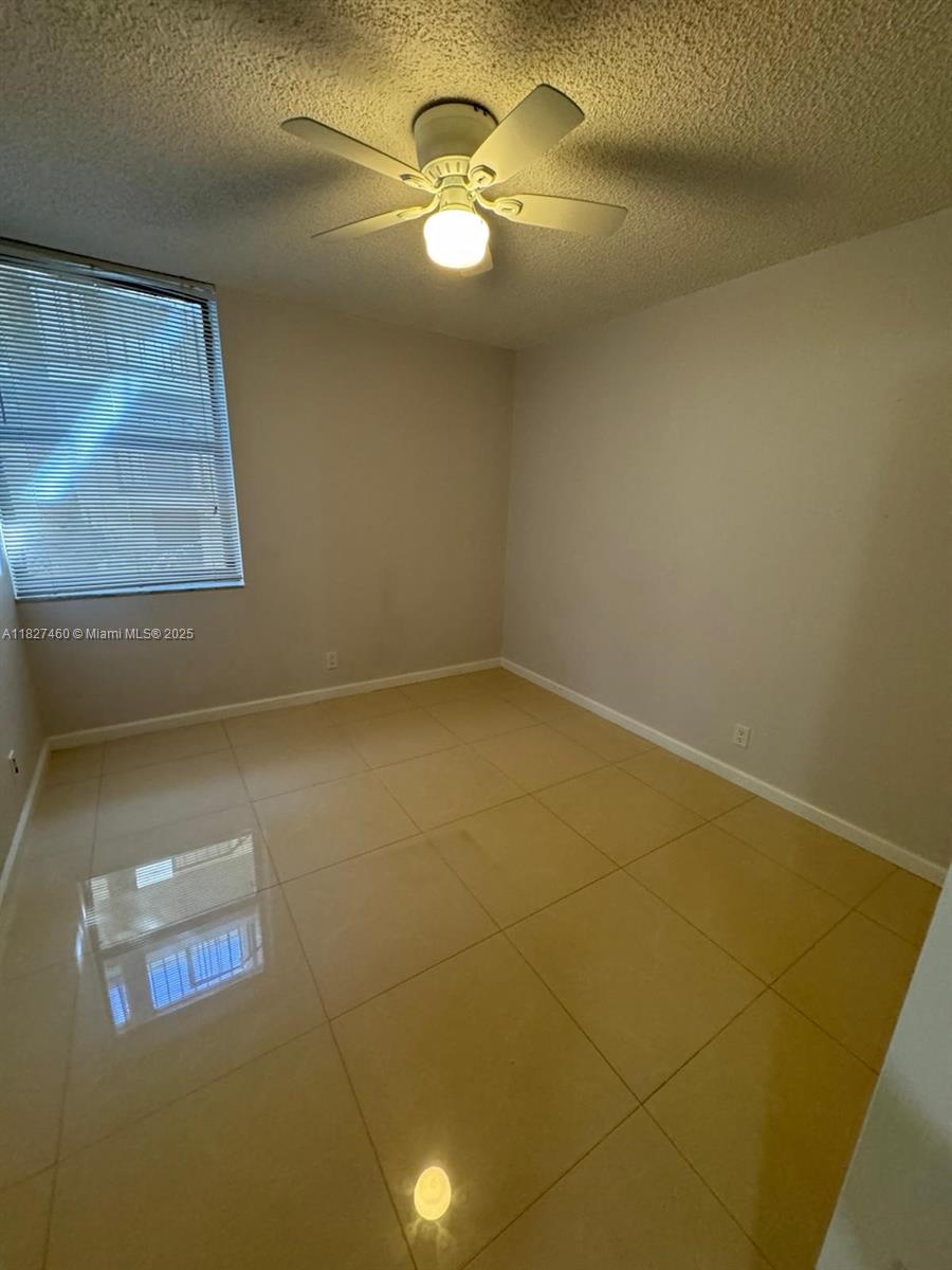 VILLA DORADA CONDO NO 2 - Residential