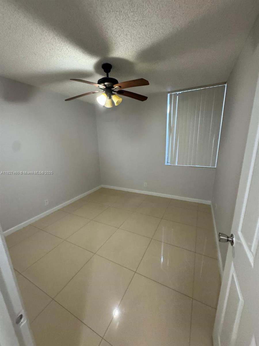 VILLA DORADA CONDO NO 2 - Residential