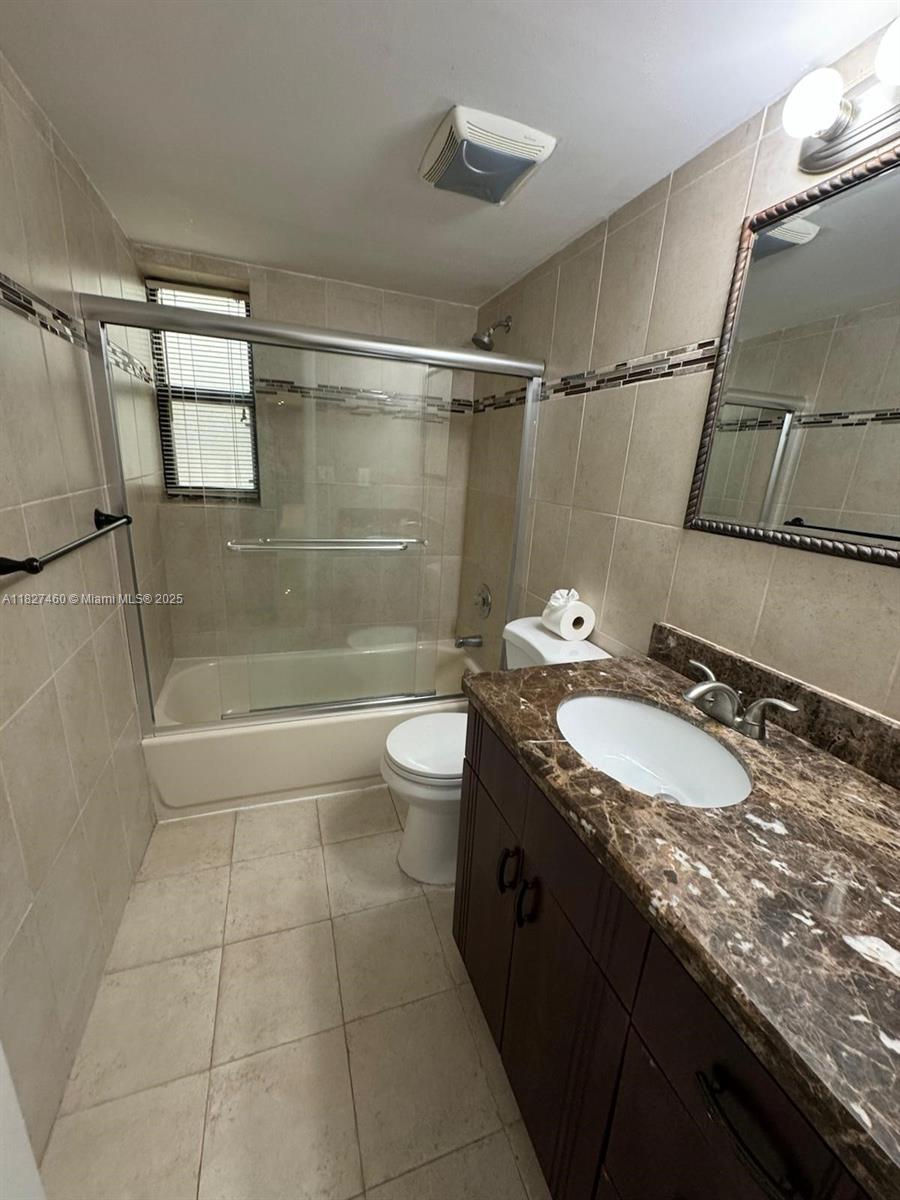 VILLA DORADA CONDO NO 2 - Residential