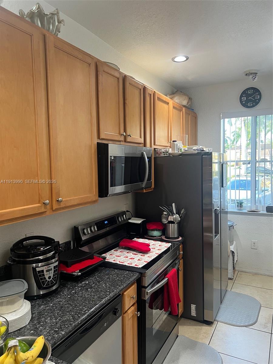 VILLAGE WALK CONDO - Residential