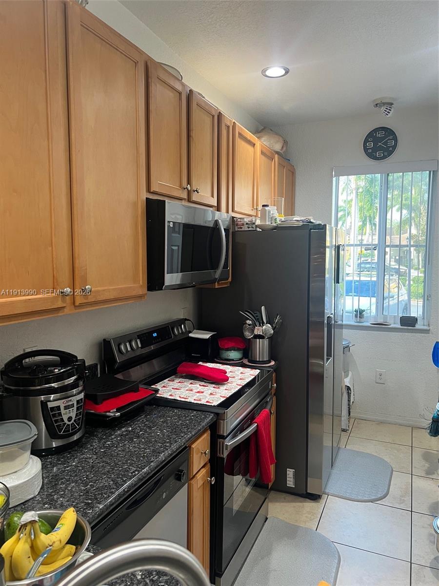 VILLAGE WALK CONDO - Residential