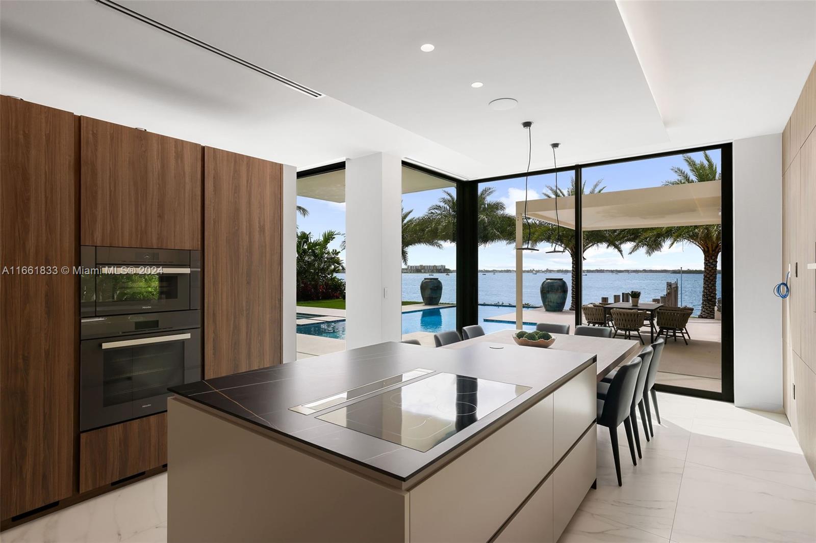 NORMANDY GOLF COURSE - Residential