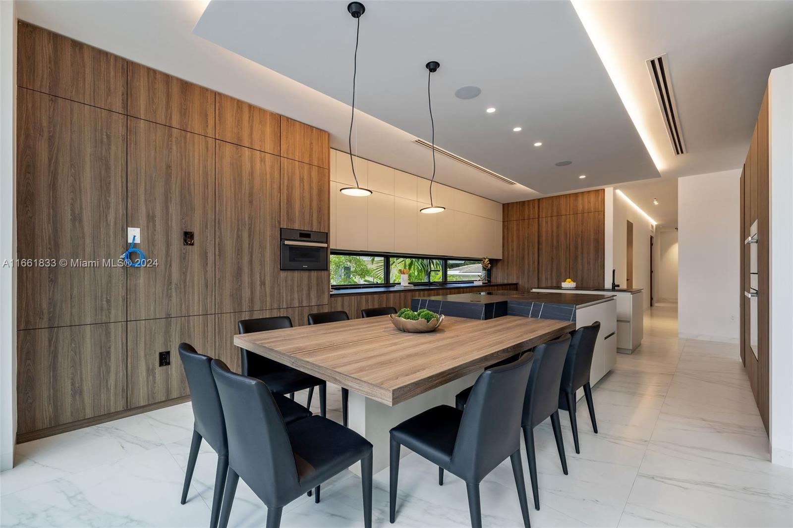 NORMANDY GOLF COURSE - Residential