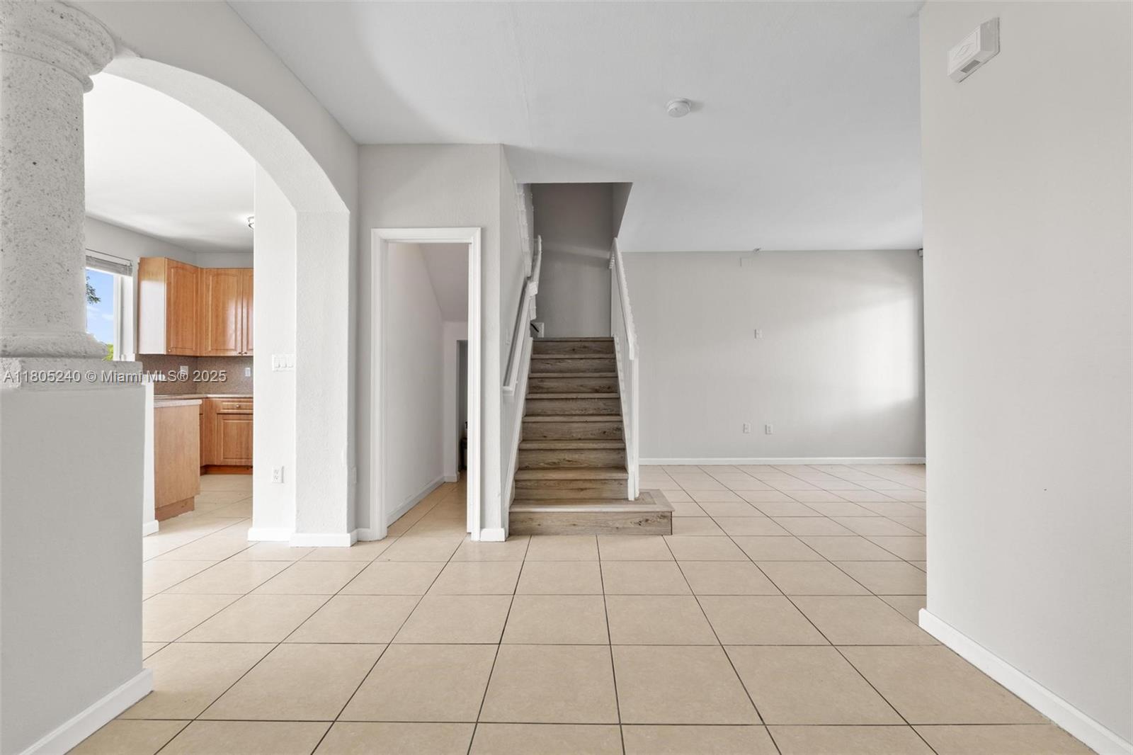 SHOMA TOWNHOMES AT KEYSCO - Residential