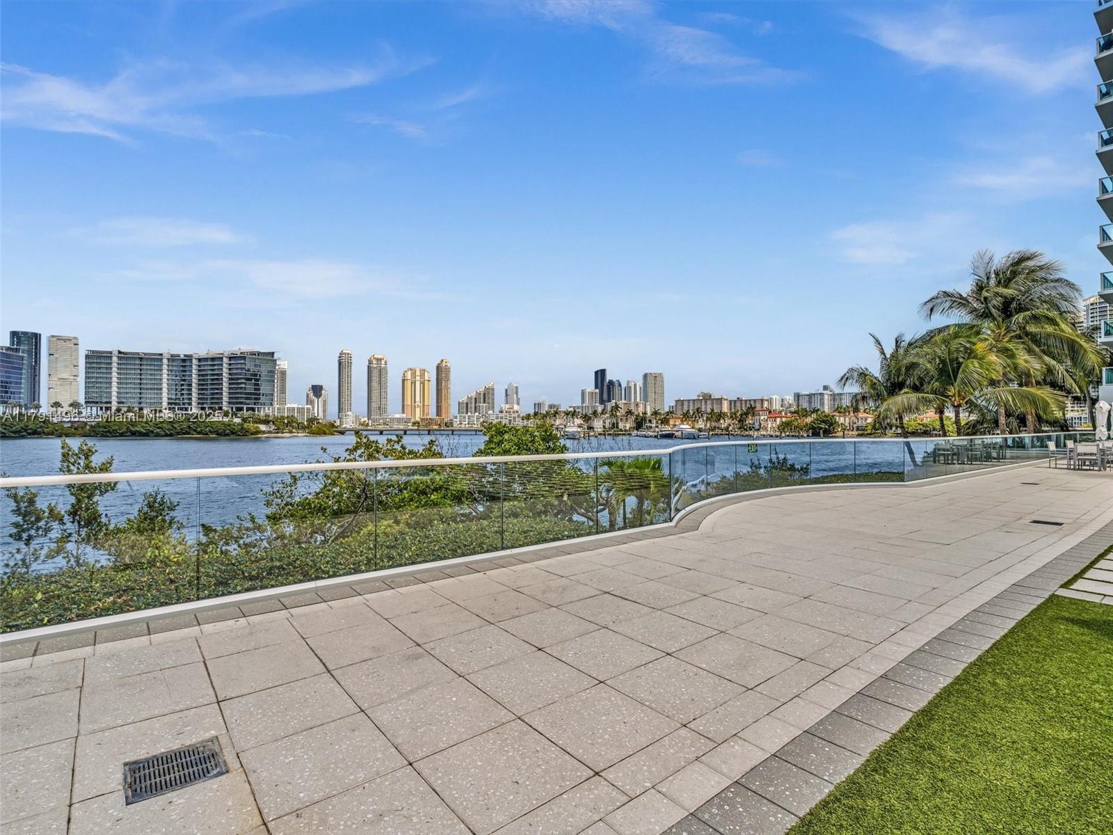 THE PENINSULA CONDO - Residential