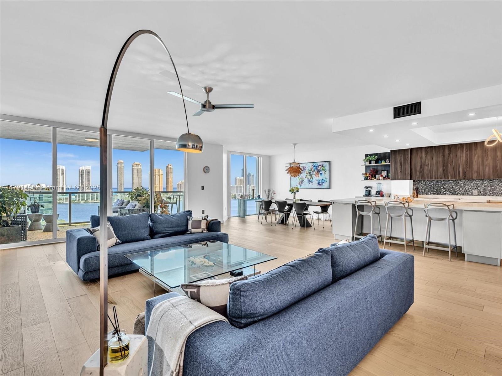 THE PENINSULA CONDO - Residential