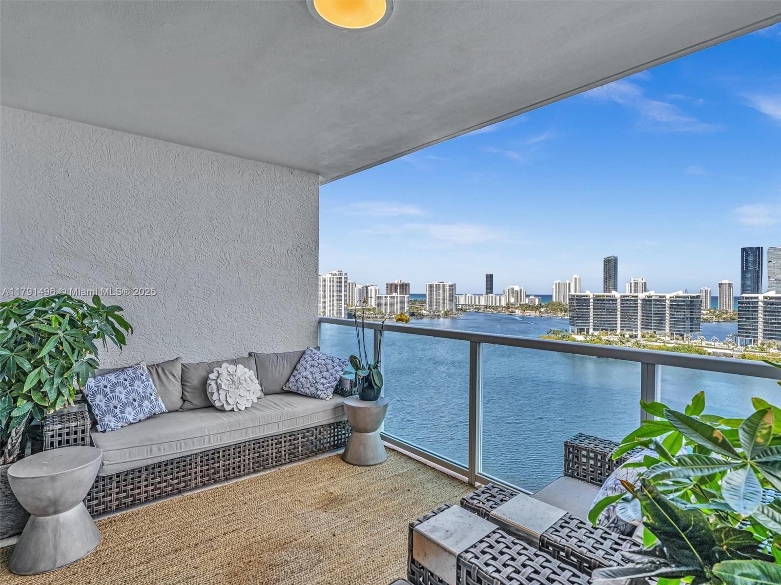 THE PENINSULA CONDO - Residential