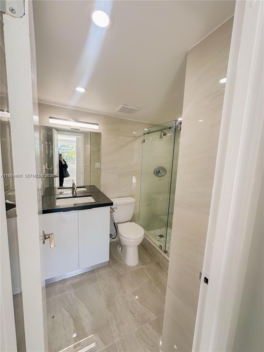 REEF NORTH CONDO - Residential