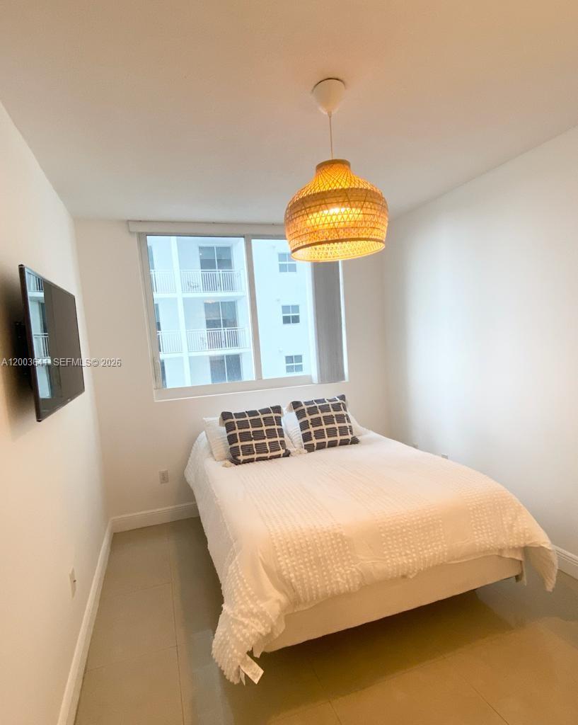 THE SAIL CONDO - Residential