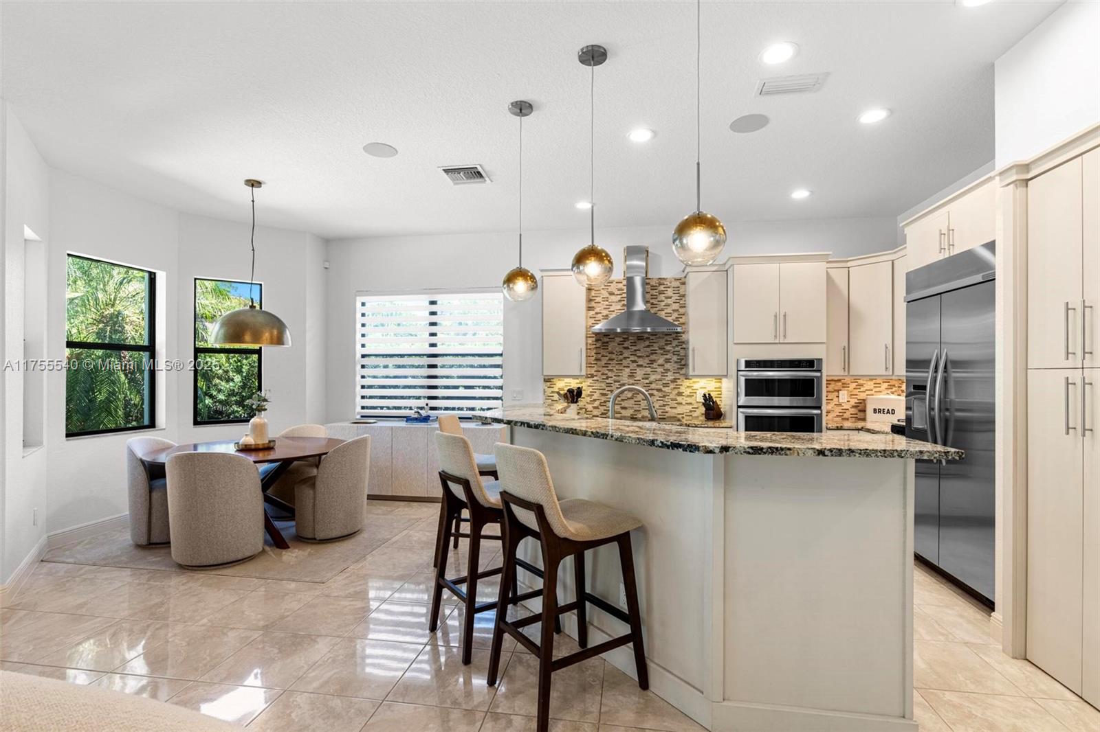 PARKLAND GOLF AND COUNTRY - Residential Lease