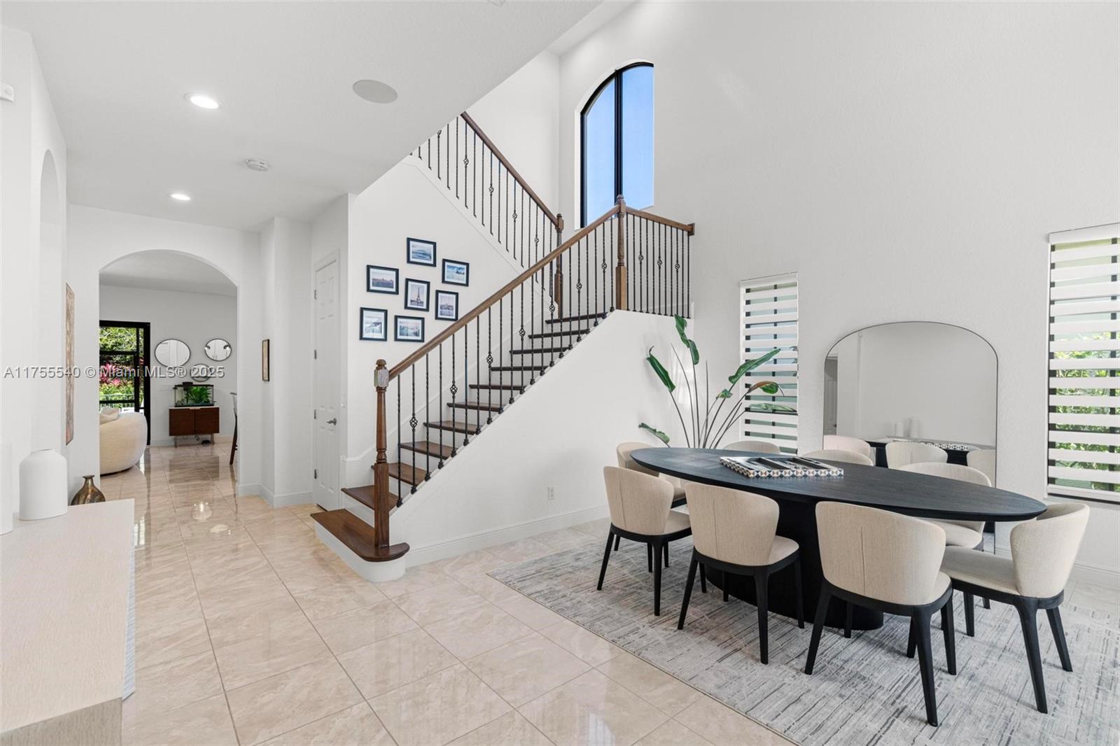 PARKLAND GOLF AND COUNTRY - Residential Lease