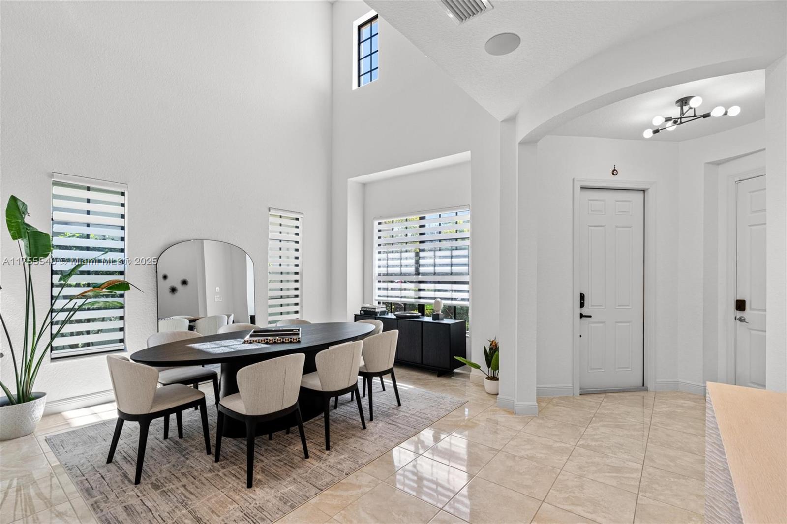 PARKLAND GOLF AND COUNTRY - Residential Lease