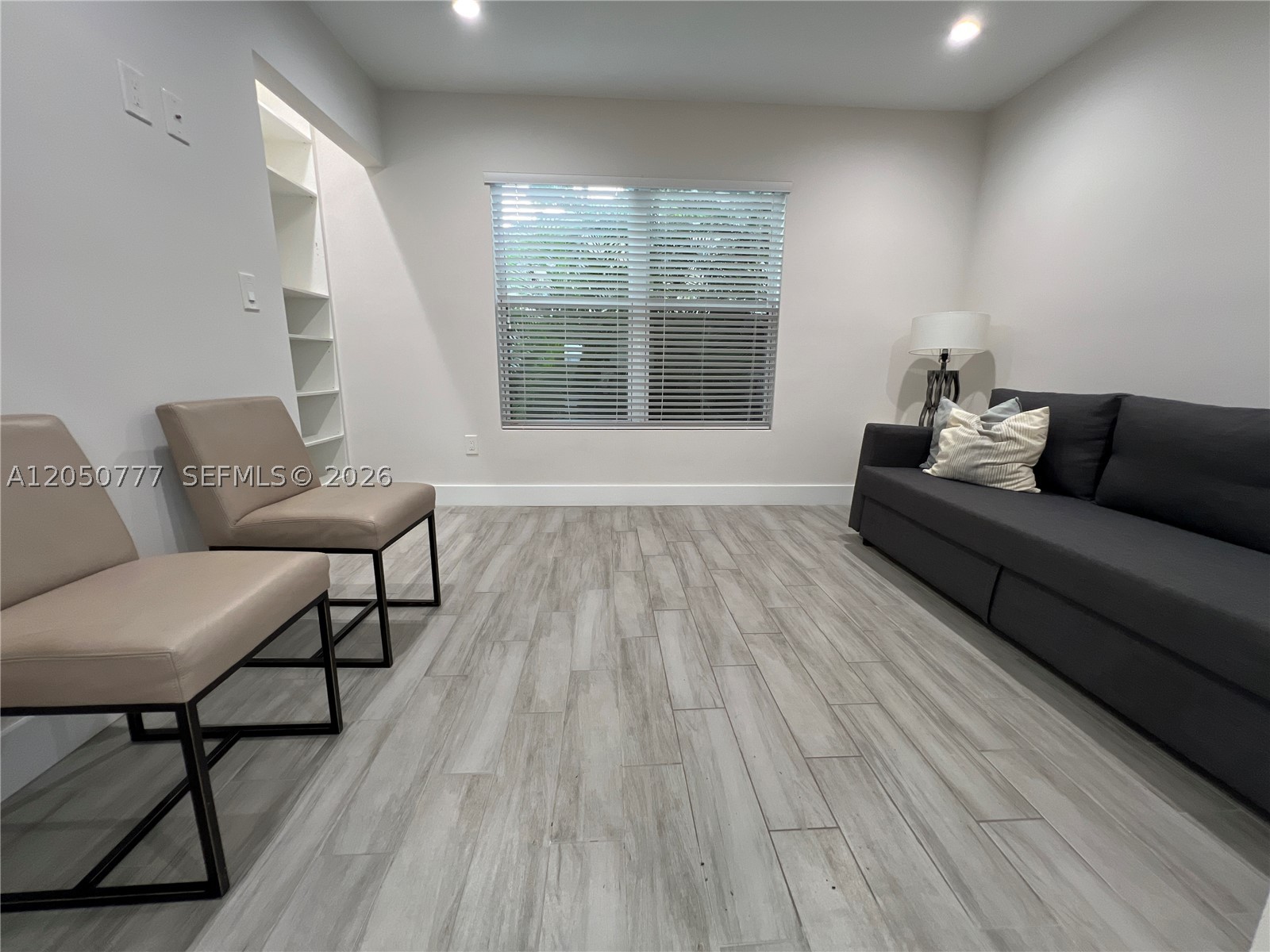HOLLYWOOD HILLS AMEN PLAT - Residential Lease