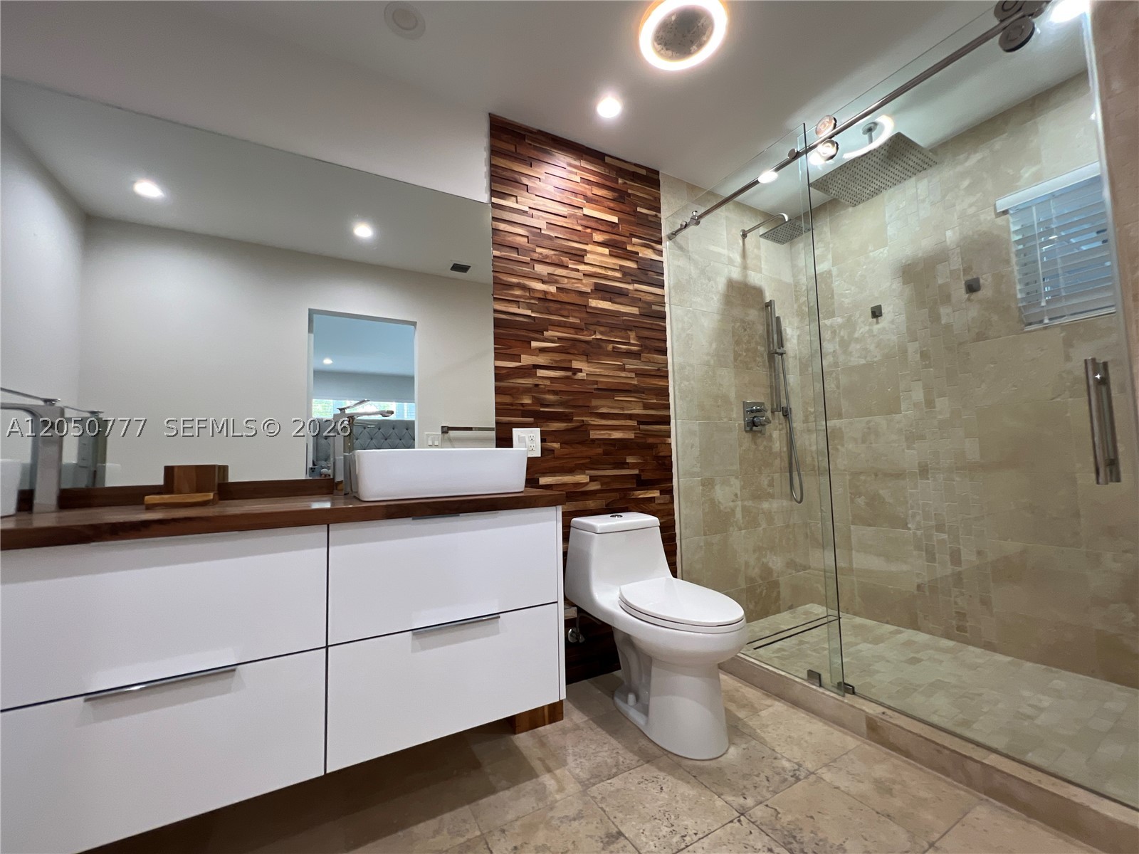 HOLLYWOOD HILLS AMEN PLAT - Residential Lease