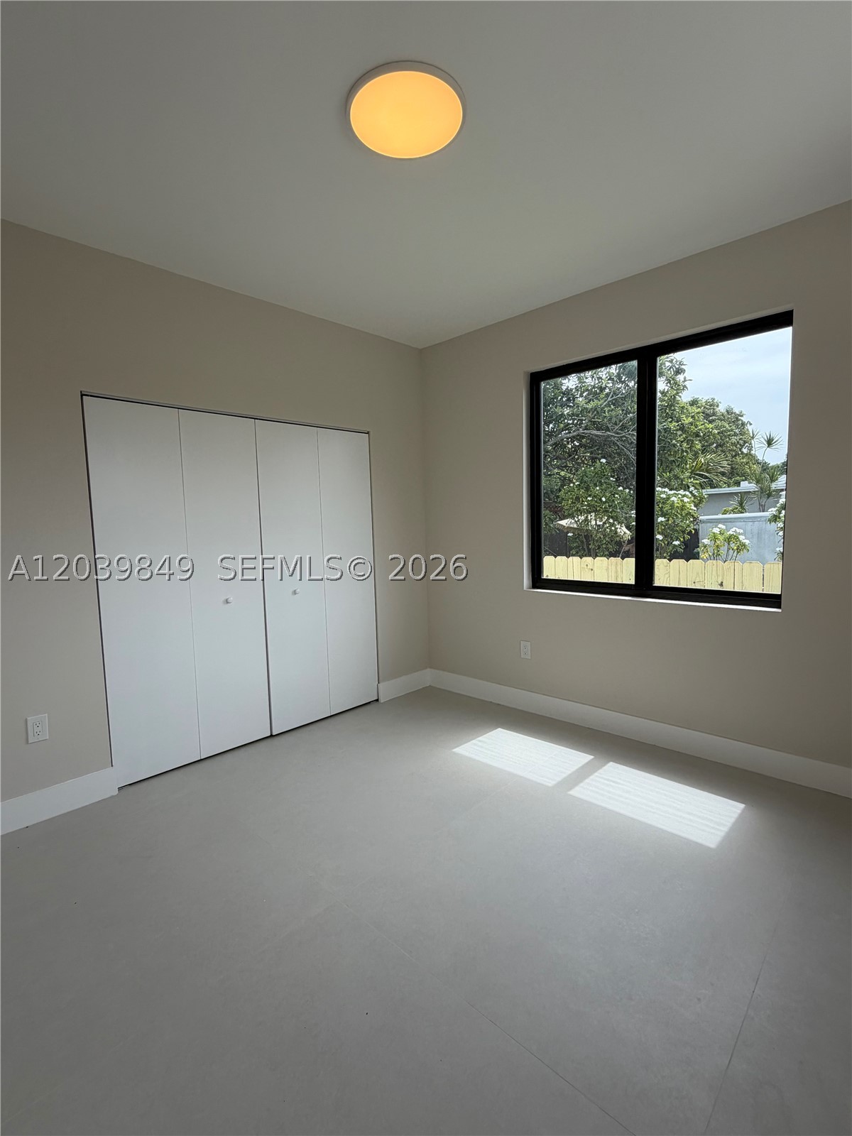 17TH AVE MANOR - Residential