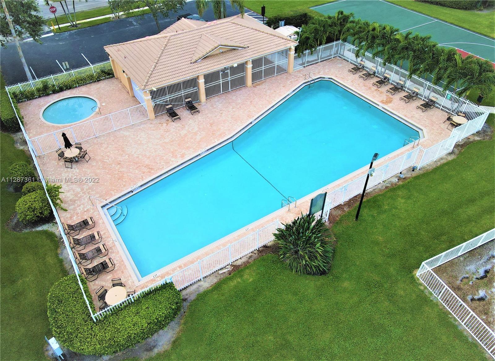 CENTEX-REPLAT OF A PORTIO - Residential