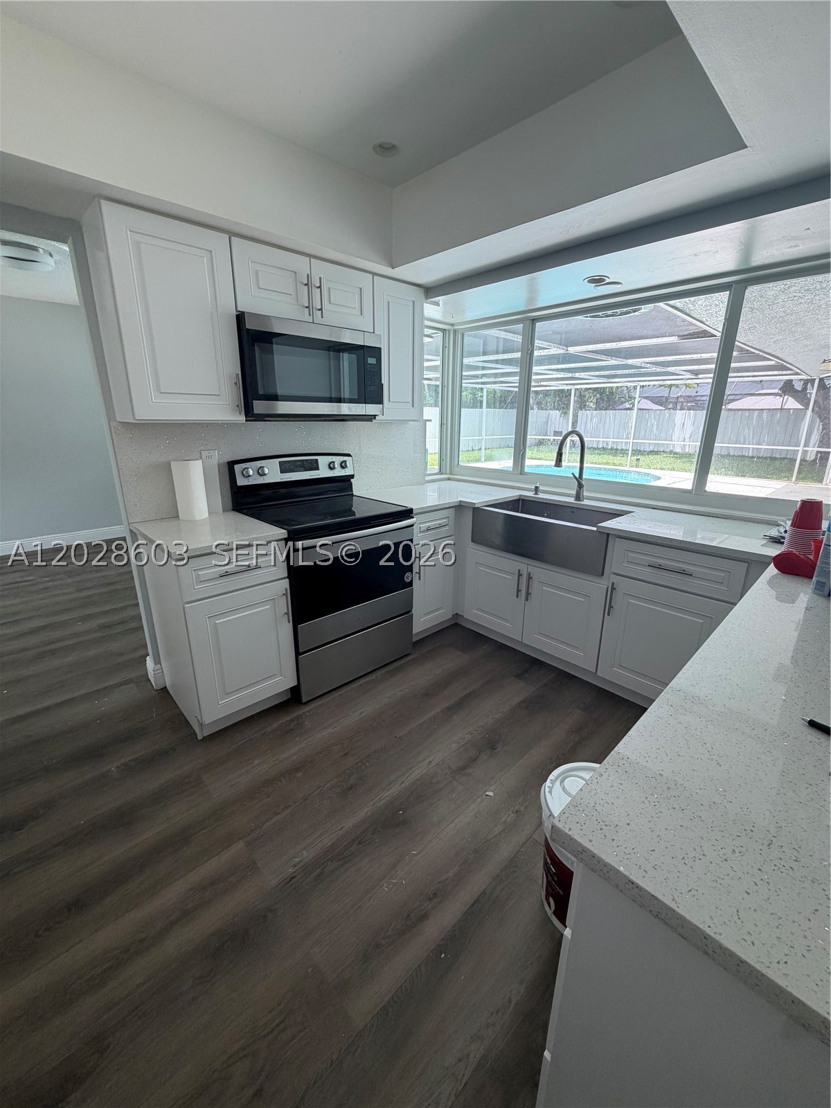 GREEN ACRES - Residential Lease