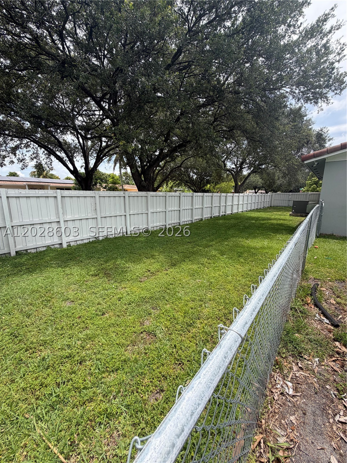 GREEN ACRES - Residential Lease