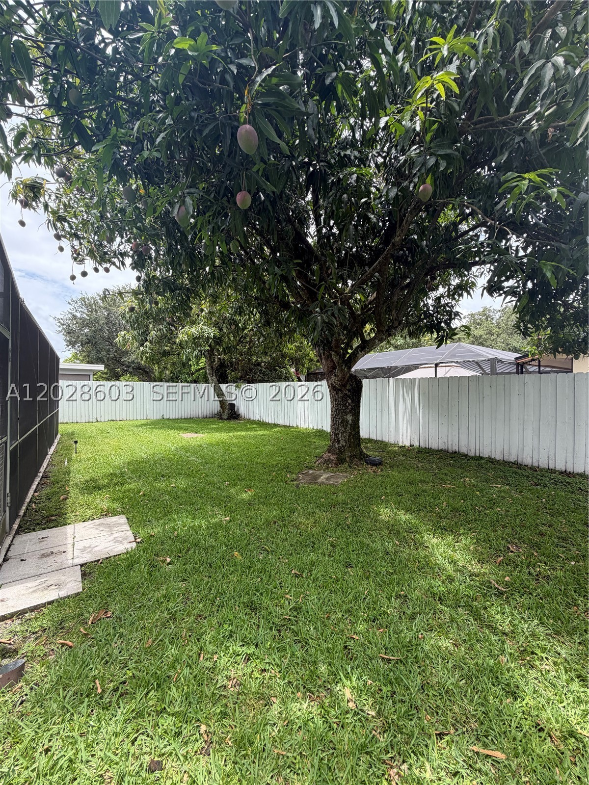 GREEN ACRES - Residential Lease