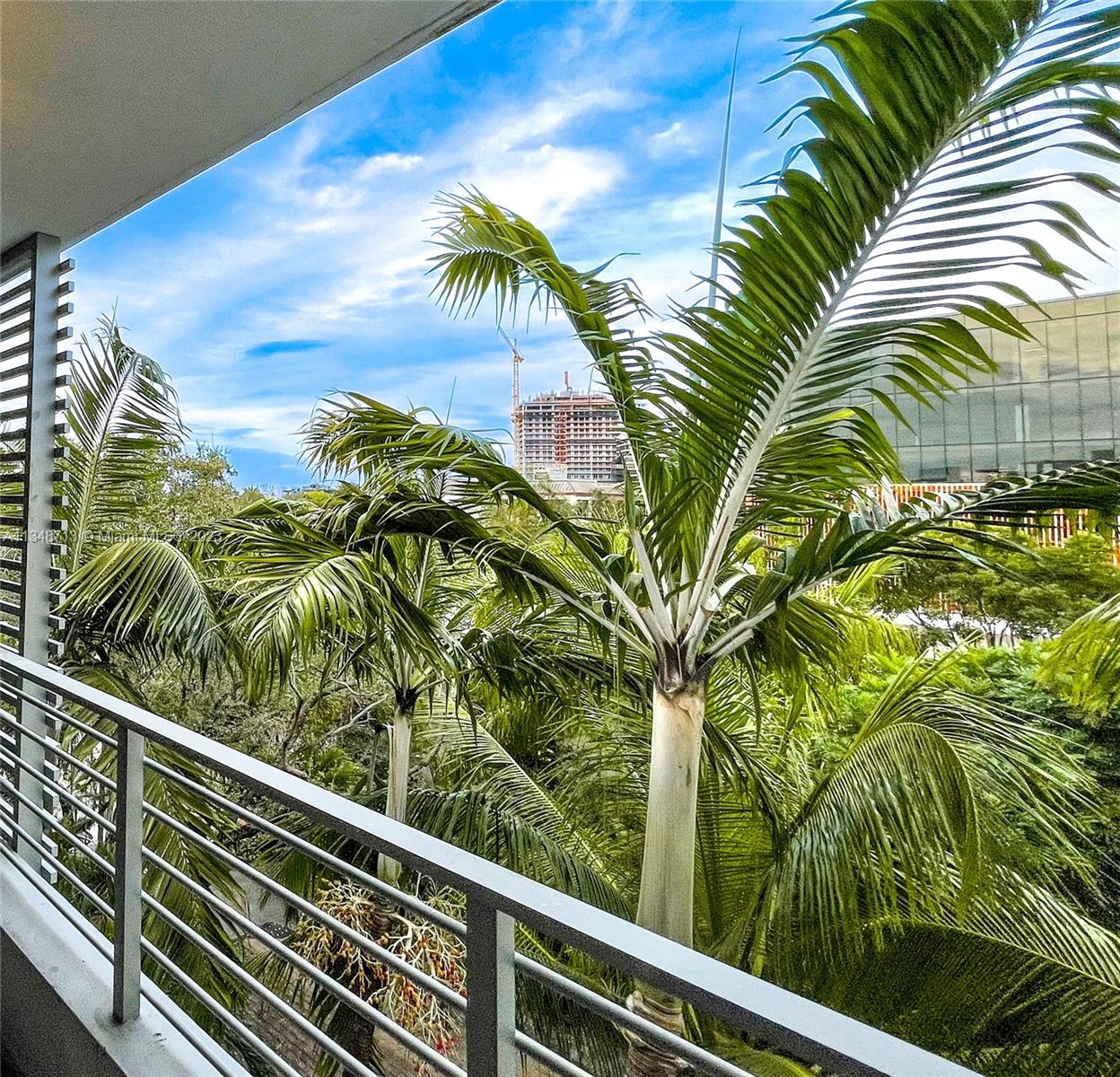 LOFTS AT MAYFAIR CONDO - Residential Lease