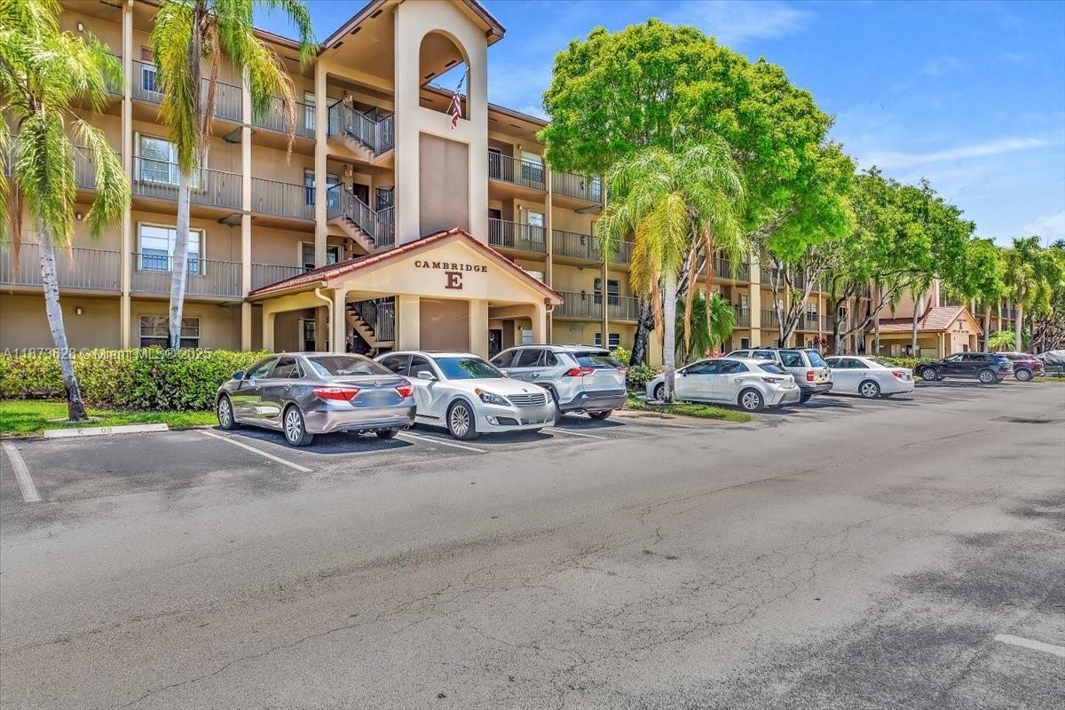 CAMBRIDGE CENTURY VILLAGE - Residential Lease