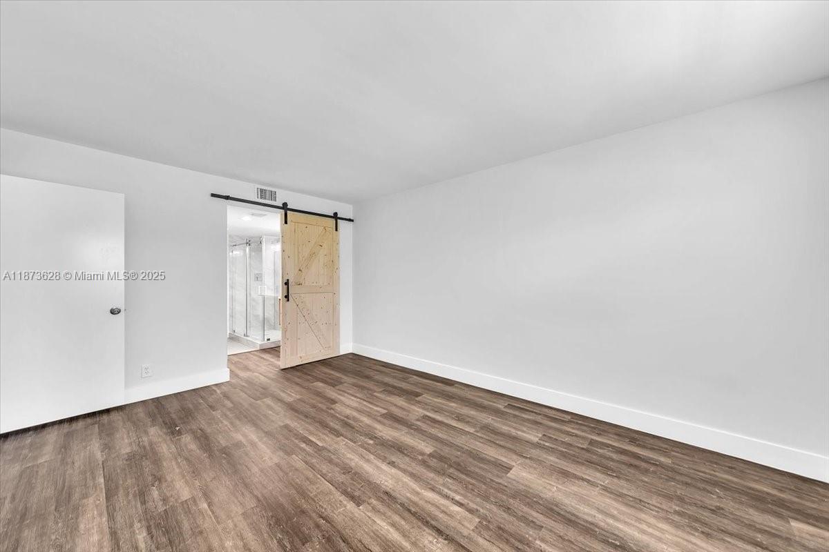 CAMBRIDGE CENTURY VILLAGE - Residential Lease