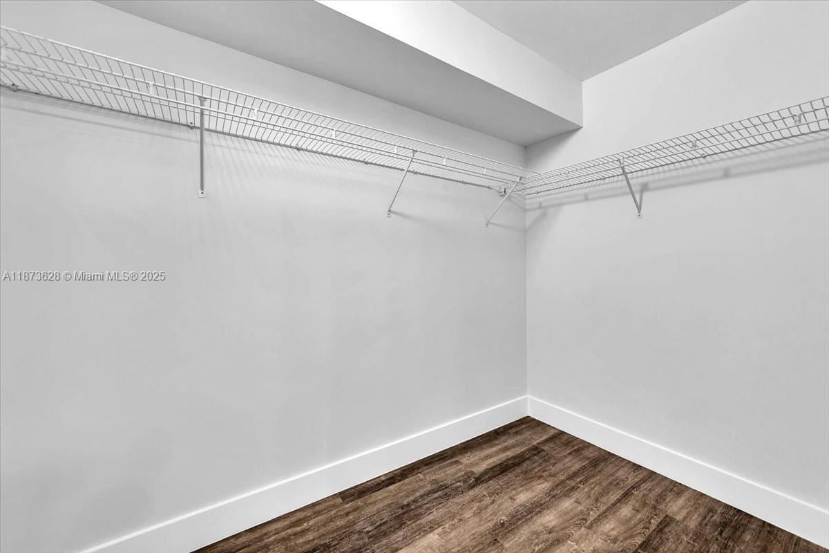 CAMBRIDGE CENTURY VILLAGE - Residential Lease