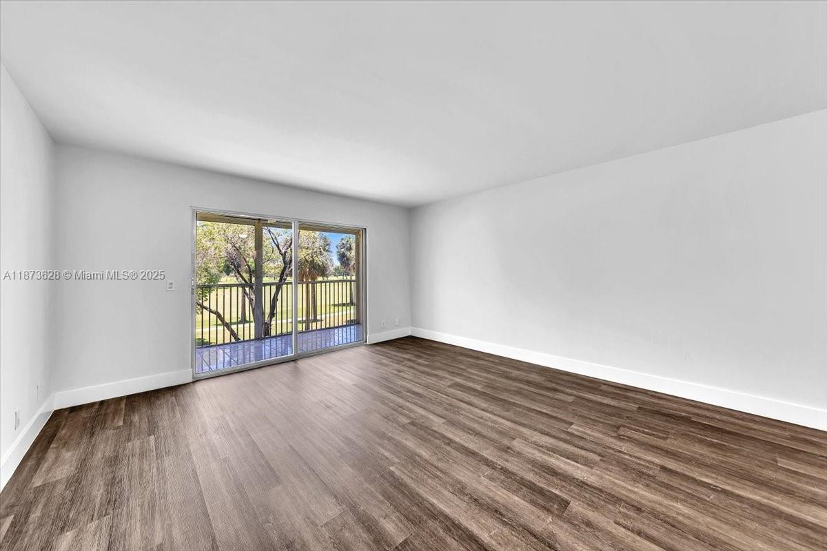 CAMBRIDGE CENTURY VILLAGE - Residential Lease