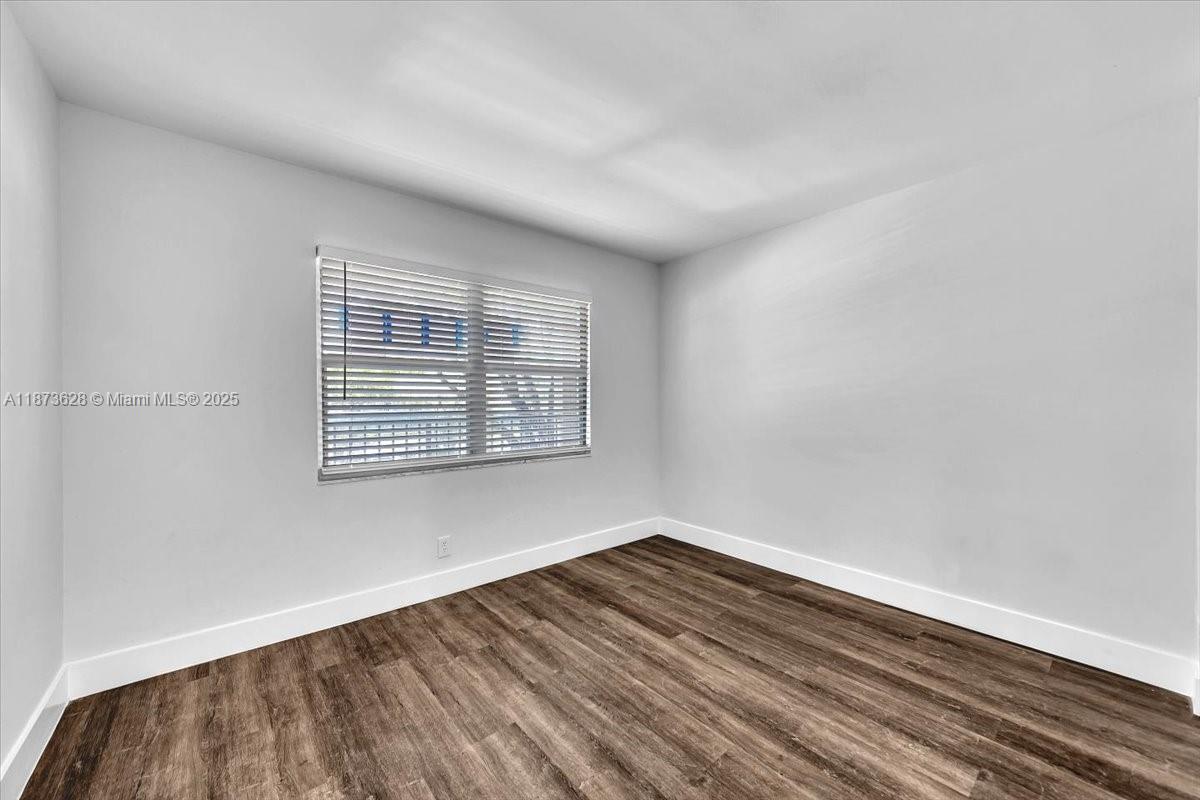 CAMBRIDGE CENTURY VILLAGE - Residential Lease