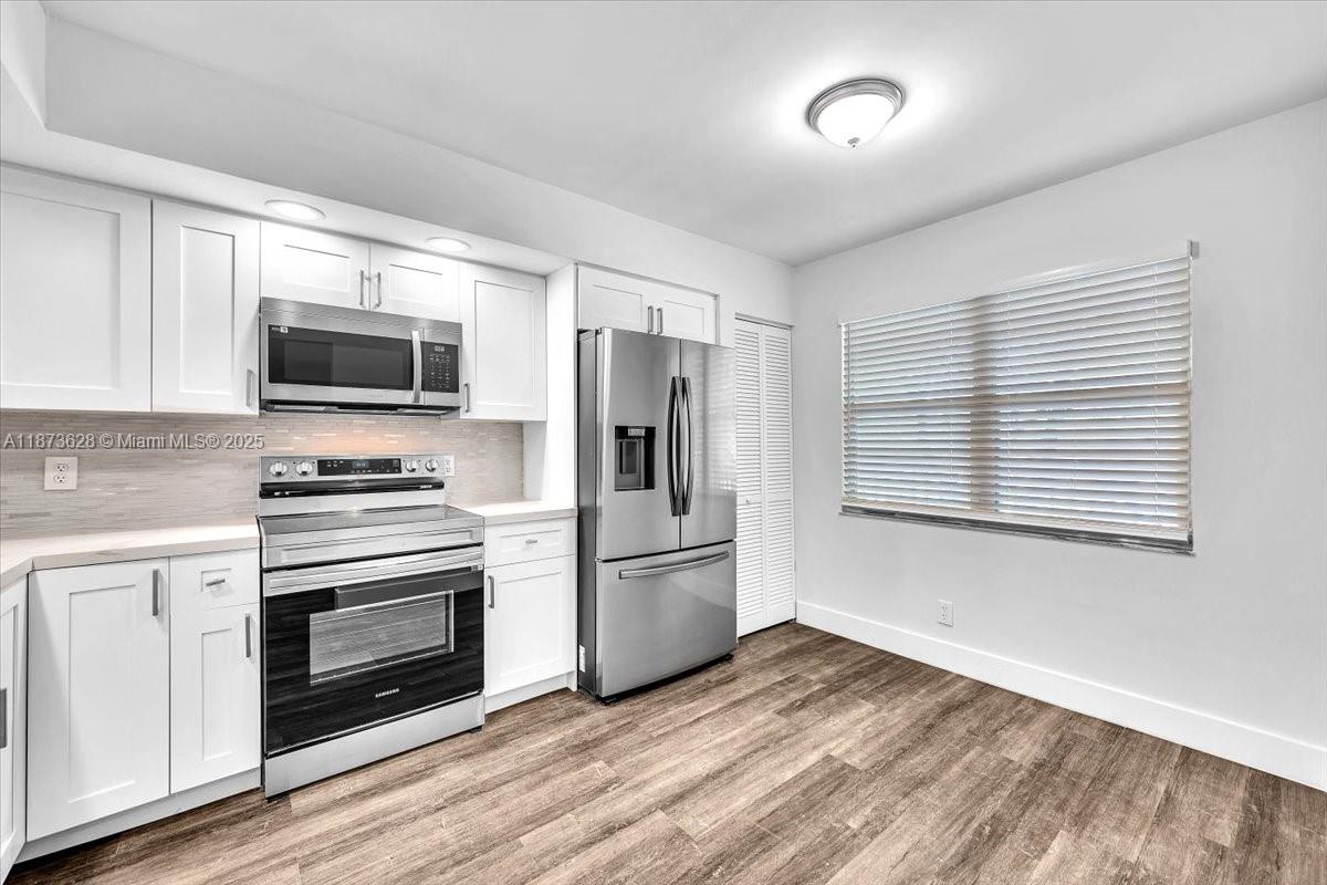 CAMBRIDGE CENTURY VILLAGE - Residential Lease