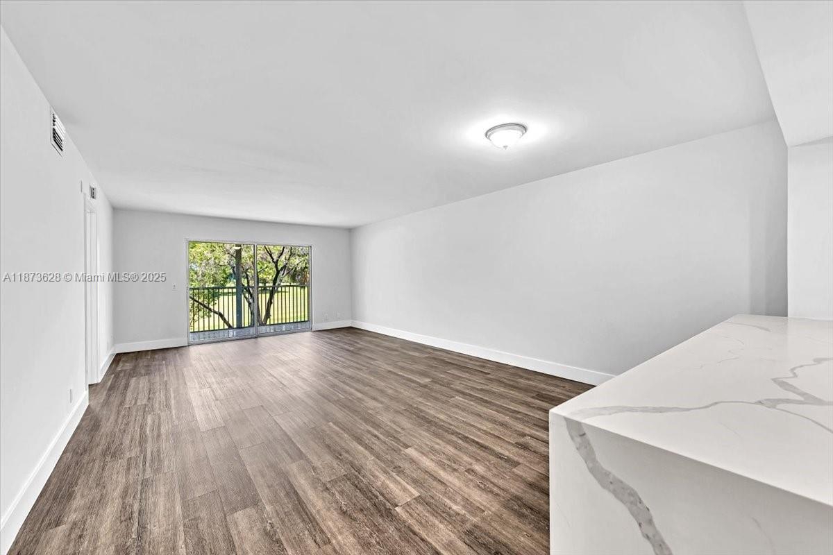 CAMBRIDGE CENTURY VILLAGE - Residential Lease