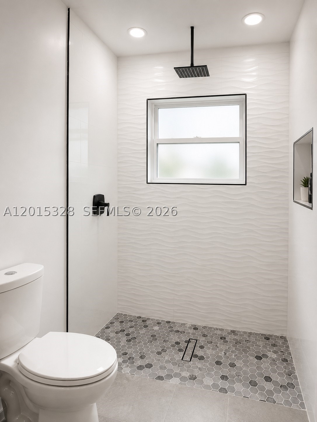 PEMBROKE POINTE - Residential