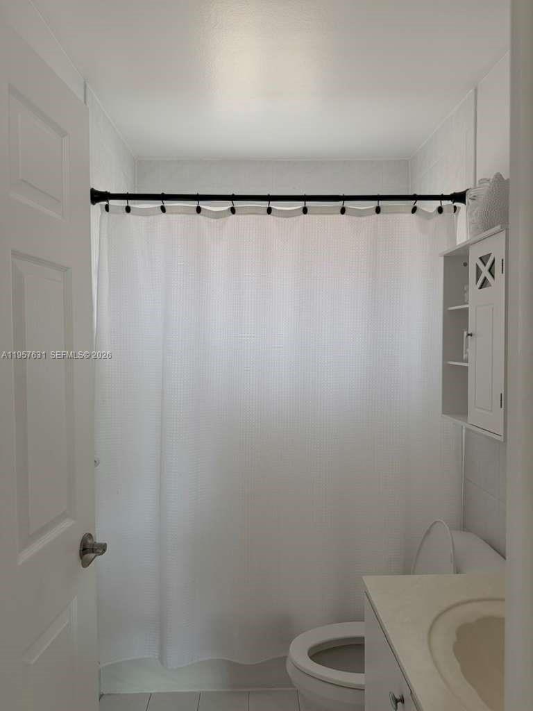SILVER GARDENS CONDO - Residential Lease