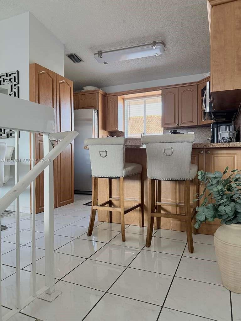 SILVER GARDENS CONDO - Residential Lease