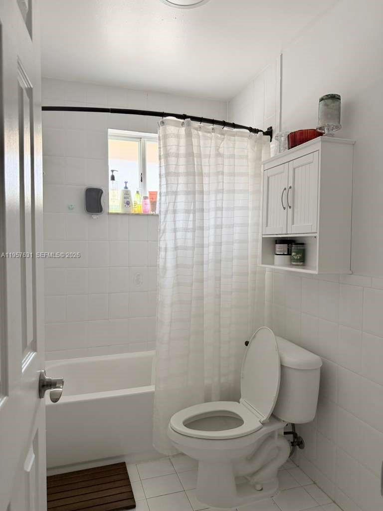 SILVER GARDENS CONDO - Residential Lease