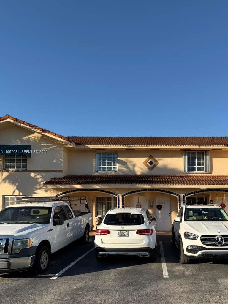 SILVER GARDENS CONDO - Residential Lease