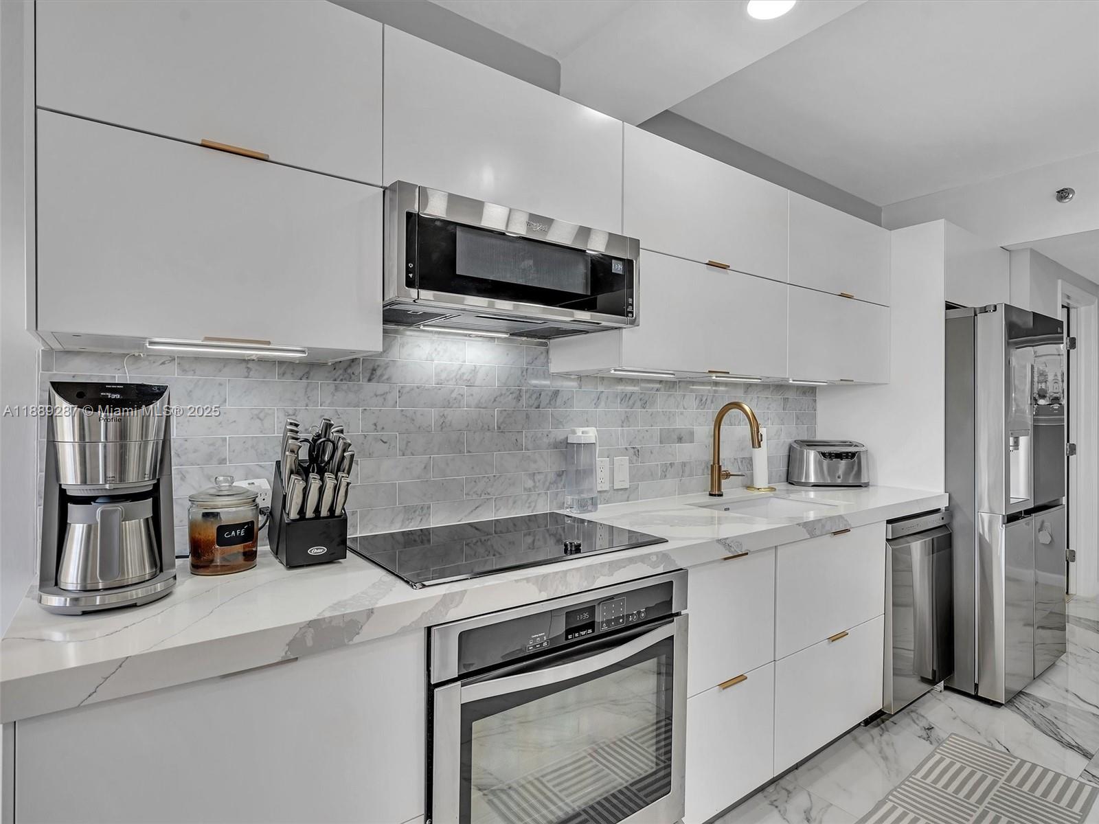 TERRACES NORTH TURNBERRY - Residential