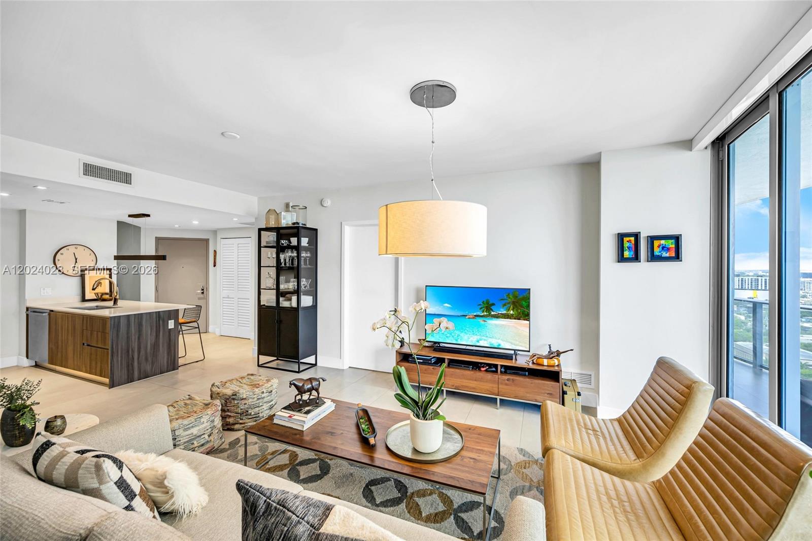 ARIA ON THE BAY CONDO - Residential