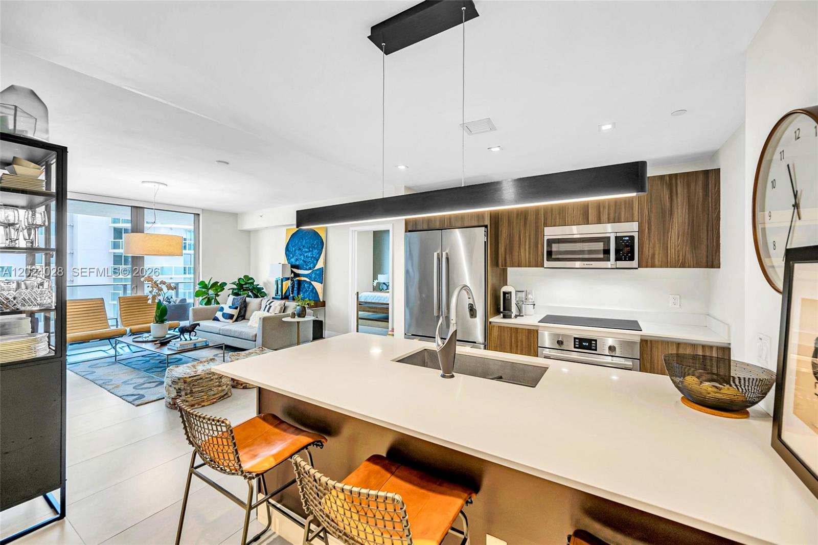 ARIA ON THE BAY CONDO - Residential