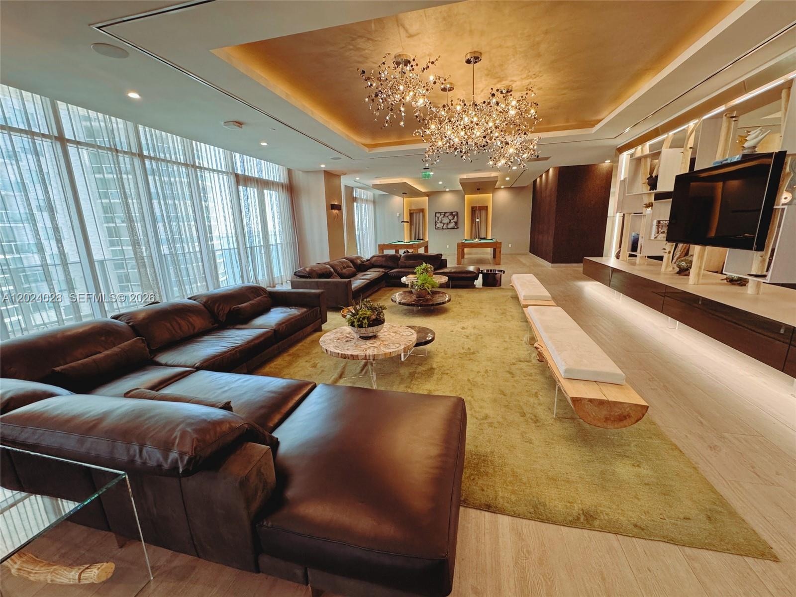 ARIA ON THE BAY CONDO - Residential