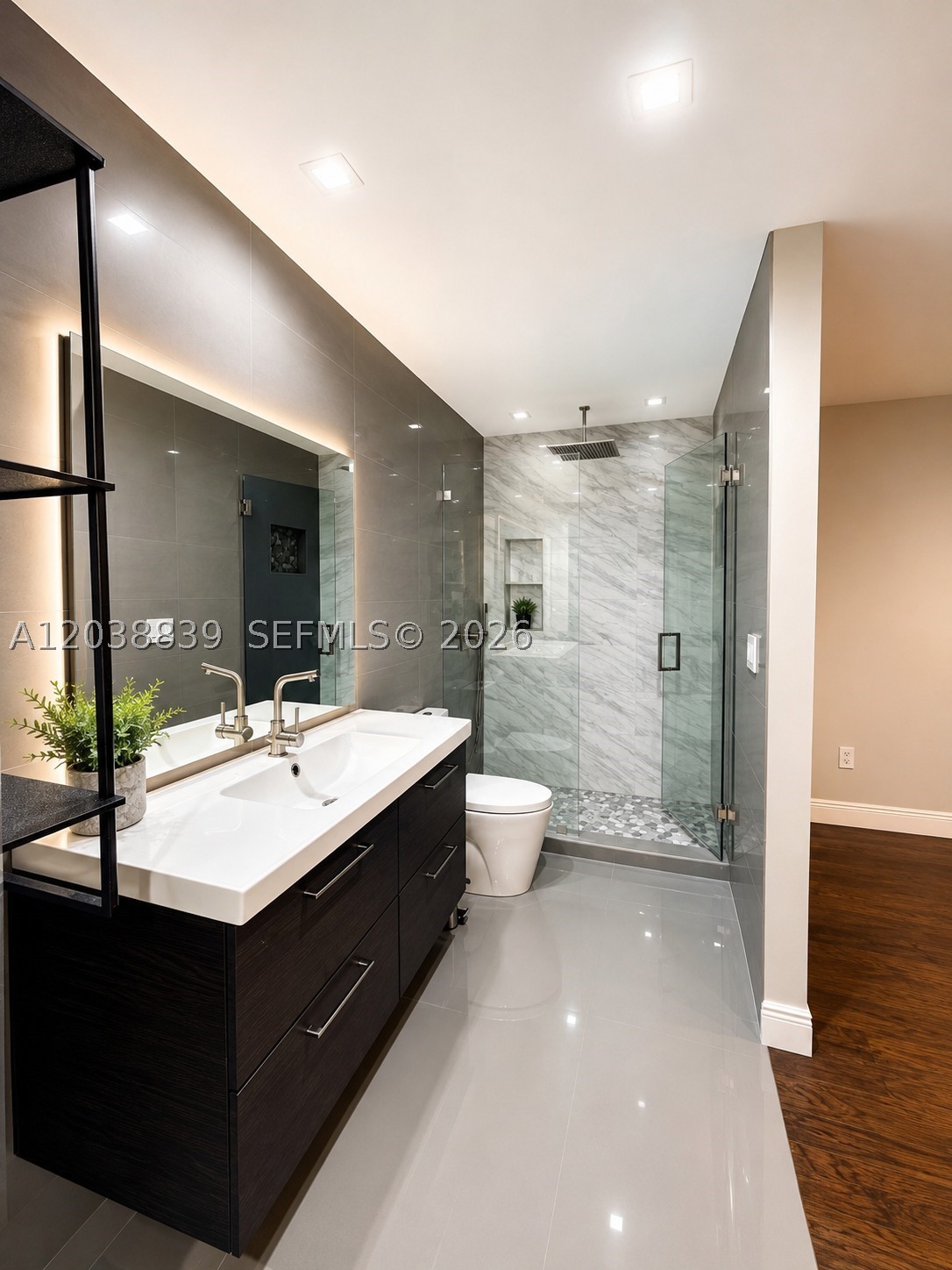 QUATRAINE CONDO I PH I - Residential