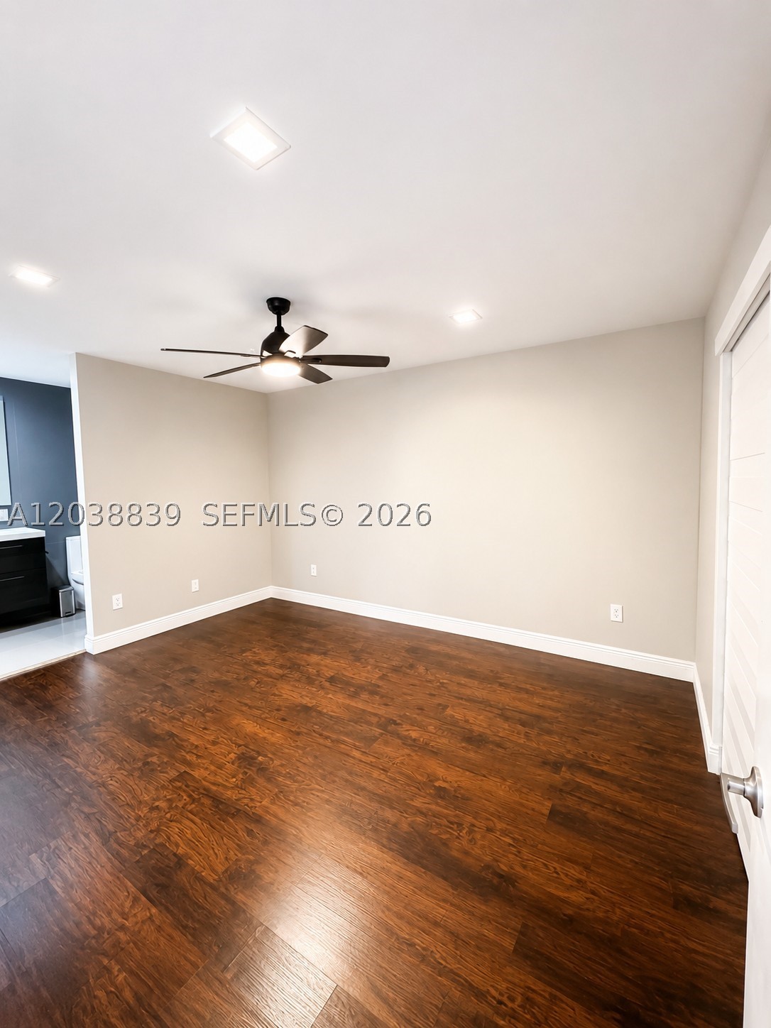 QUATRAINE CONDO I PH I - Residential
