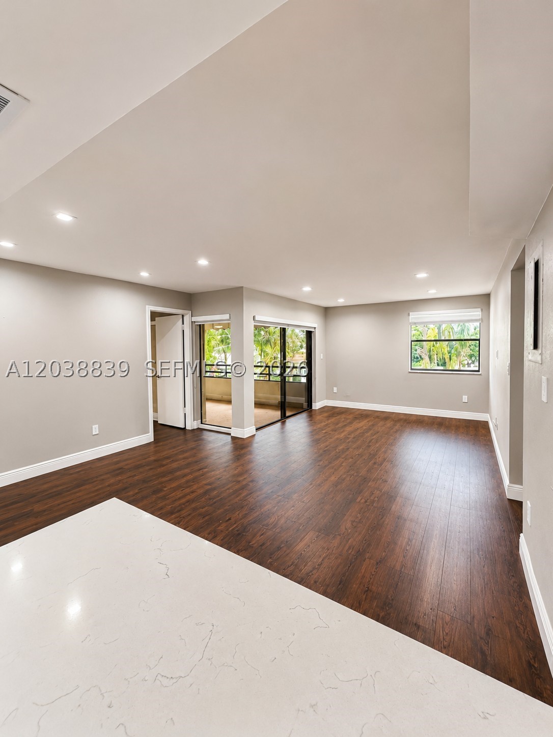 QUATRAINE CONDO I PH I - Residential