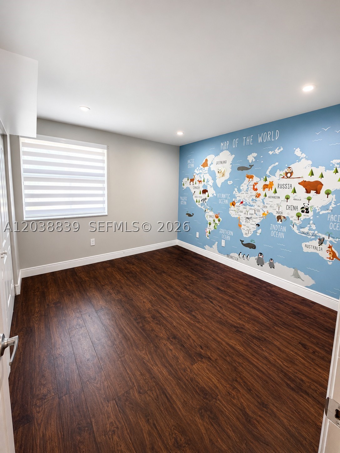 QUATRAINE CONDO I PH I - Residential