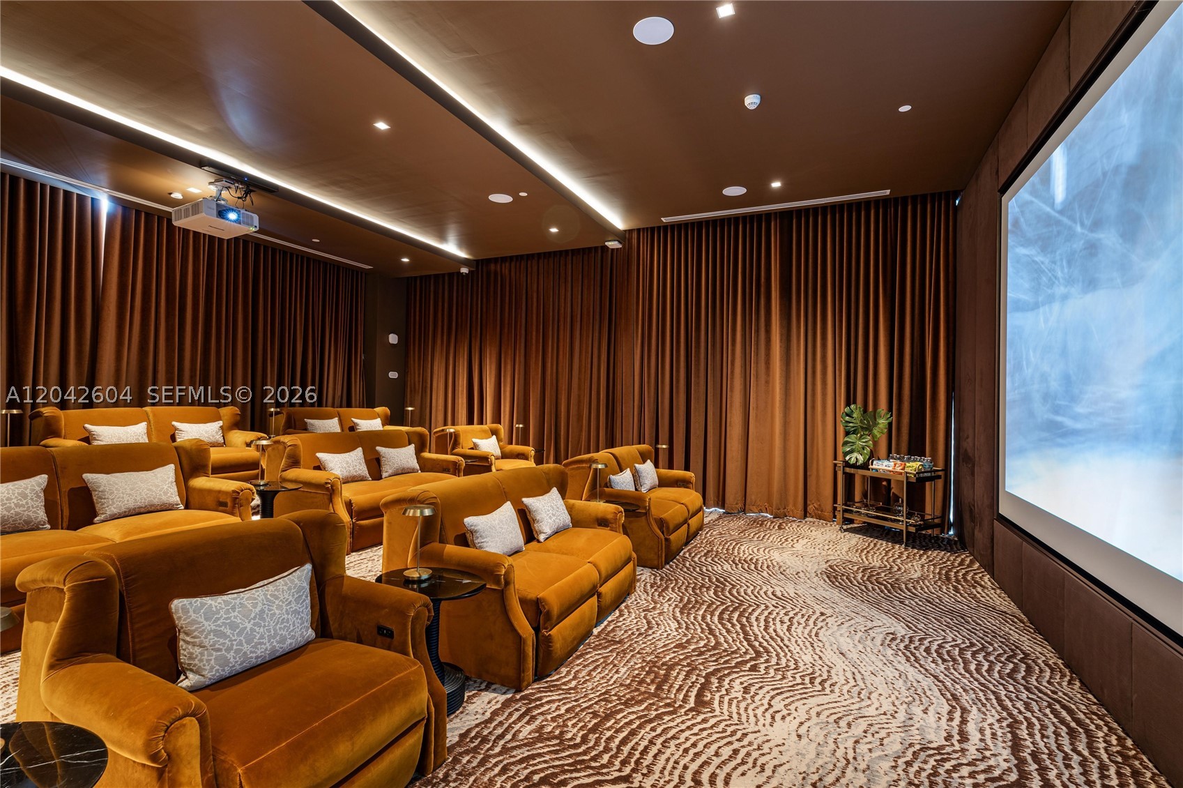 VICEROY RESIDENCES - Residential Lease