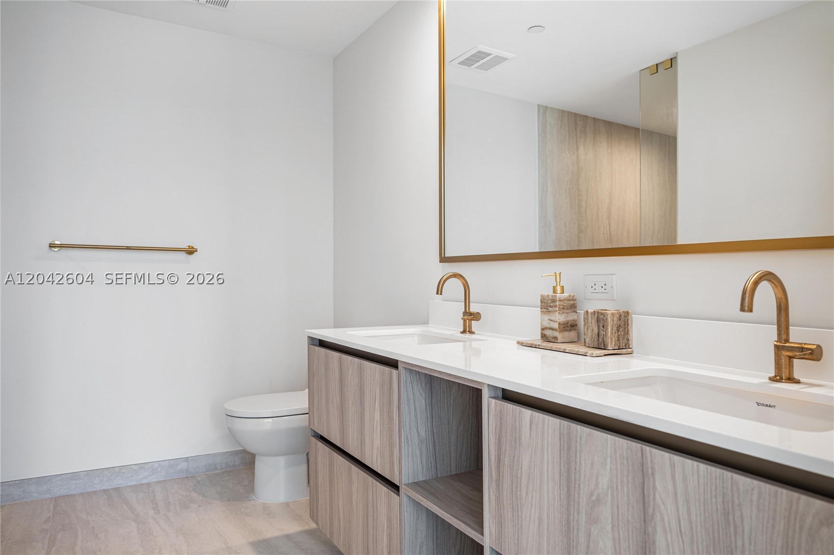 VICEROY RESIDENCES - Residential Lease